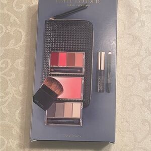 New Estee Lauder Travel Exclusive Travel in Color Makeup Palette Set!!